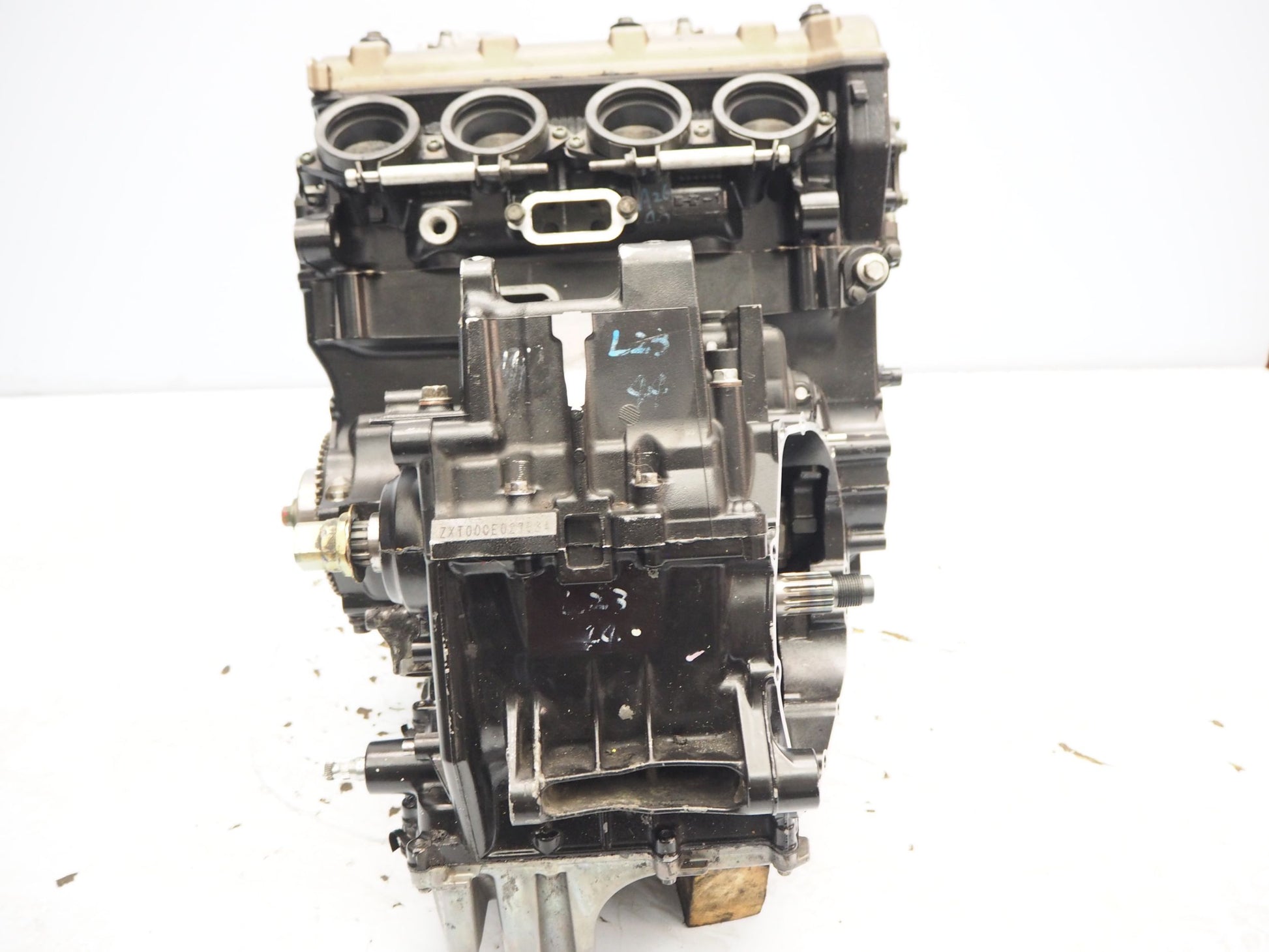 KAWASAKI ZX-10R 04-05 Motor Motorblock Engine 4