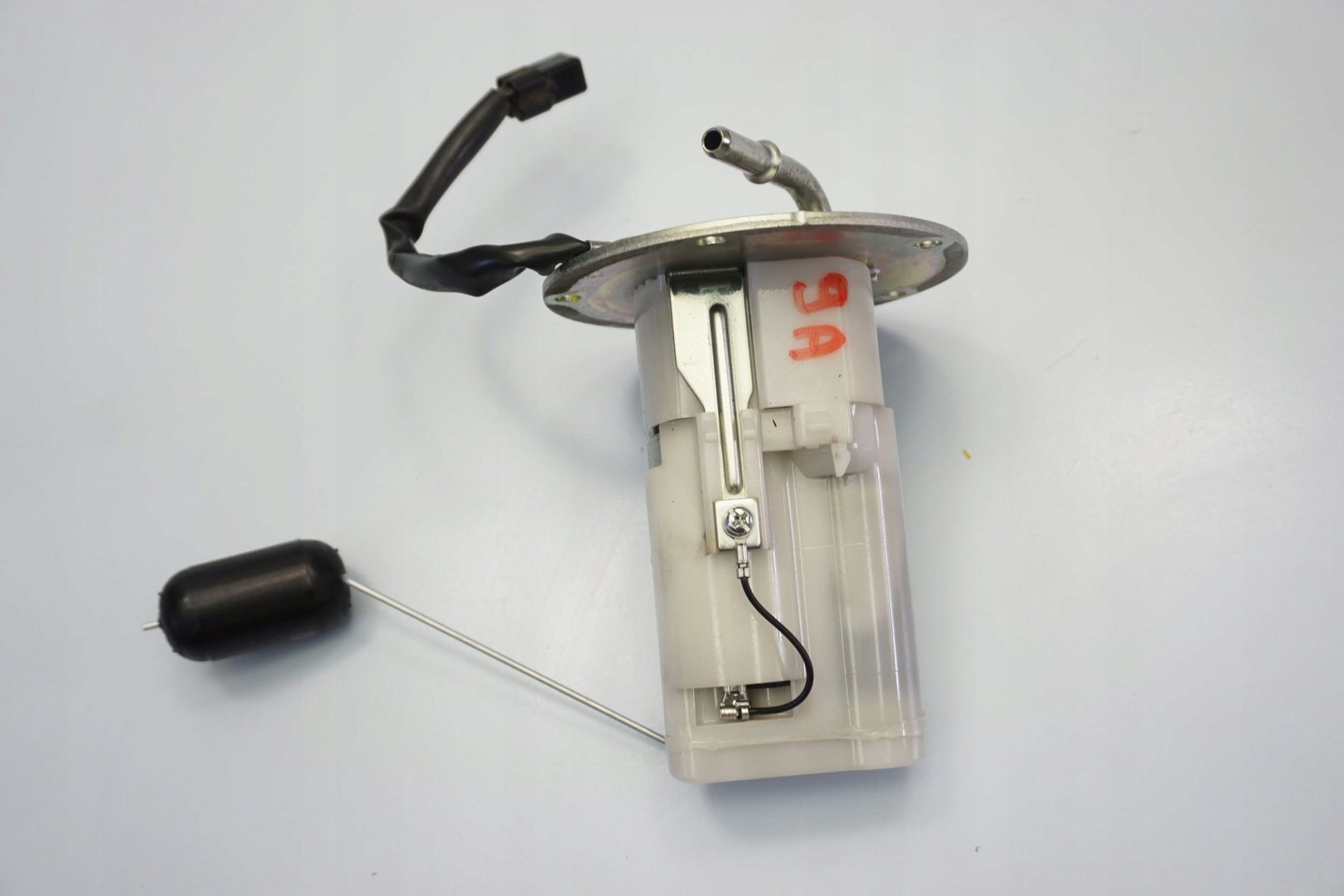 KAWASAKI Z-300 15-18 Benzinpumpe Kraftstoffpumpe Fuel Pump 5