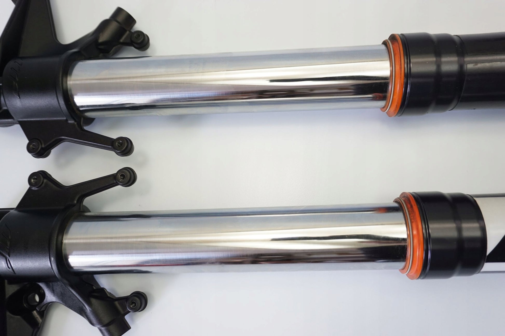 KTM 1190 ADVENTURE 13-16 Gabel Gabelholme Fork Suspension Fourche Forcella Horquilla 3