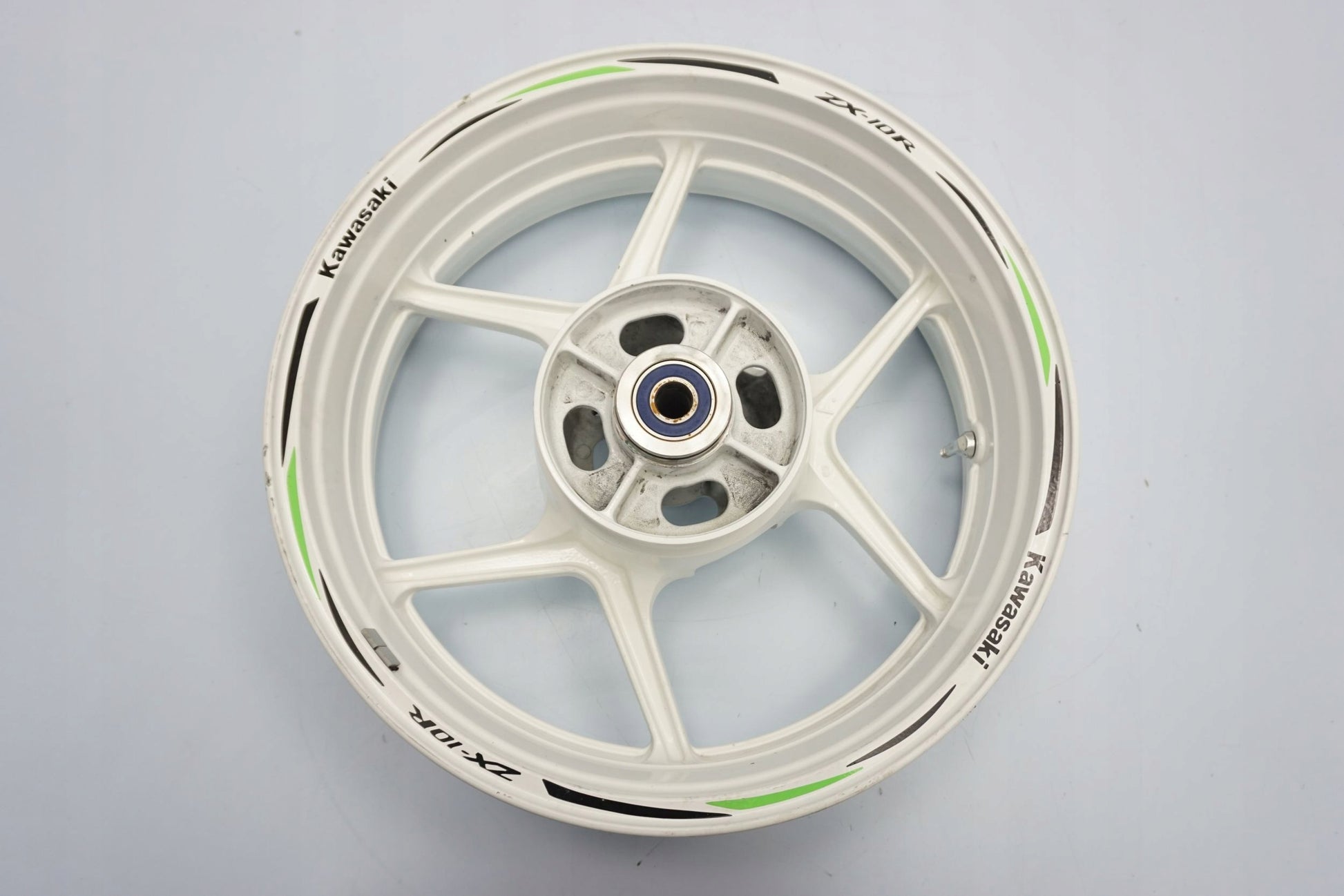 KAWASAKI ZX-10R 08-10 Felge hinten Wheel Hinterrad 8