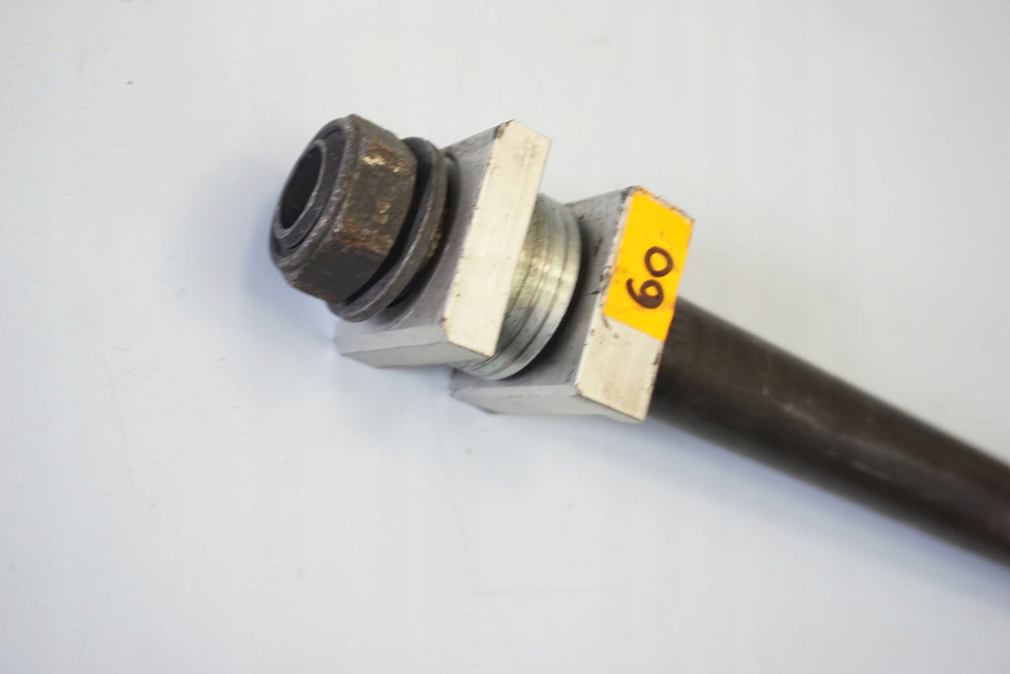 YAMAHA TDM 900 02-12 Hinterachse Achse hinten Radachse rear axle