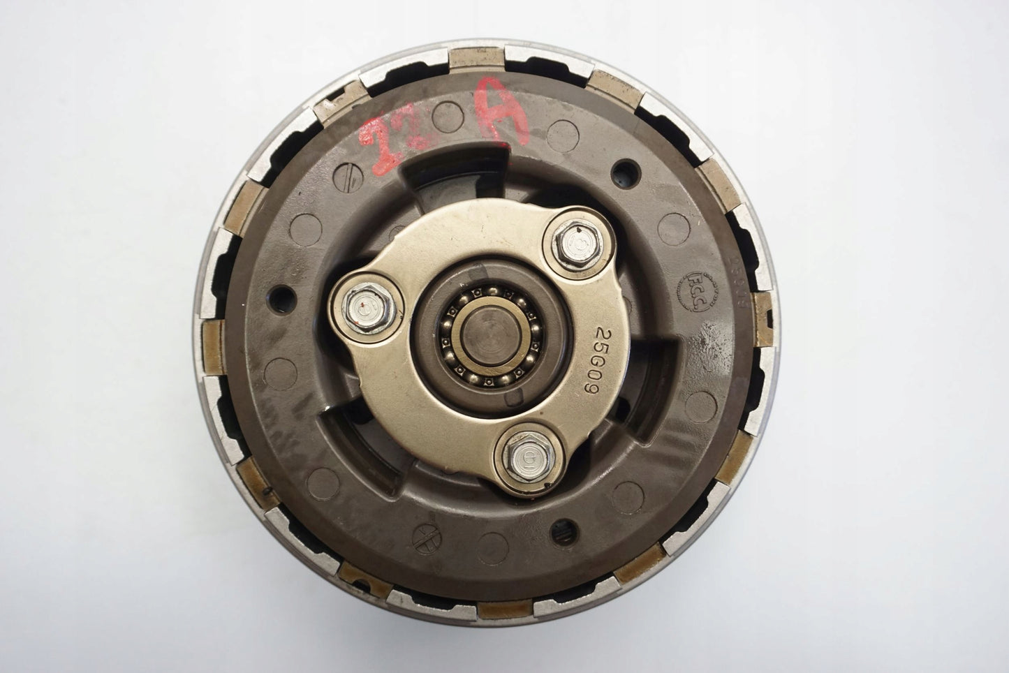 DUCATI DIAVEL 1200 Kupplung Kupplungskorb Clutch