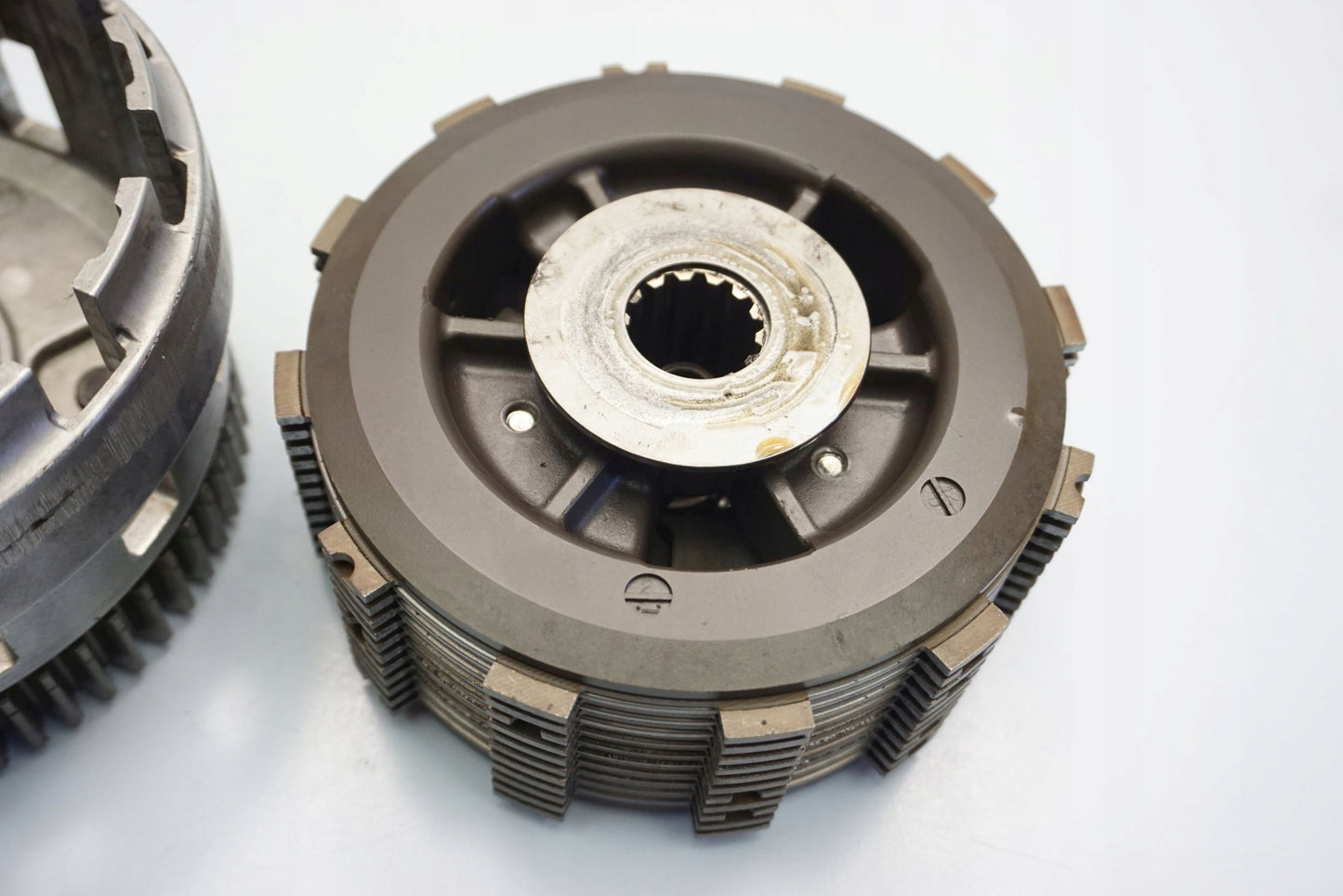 DUCATI DIAVEL 1200 Kupplung Kupplungskorb Clutch