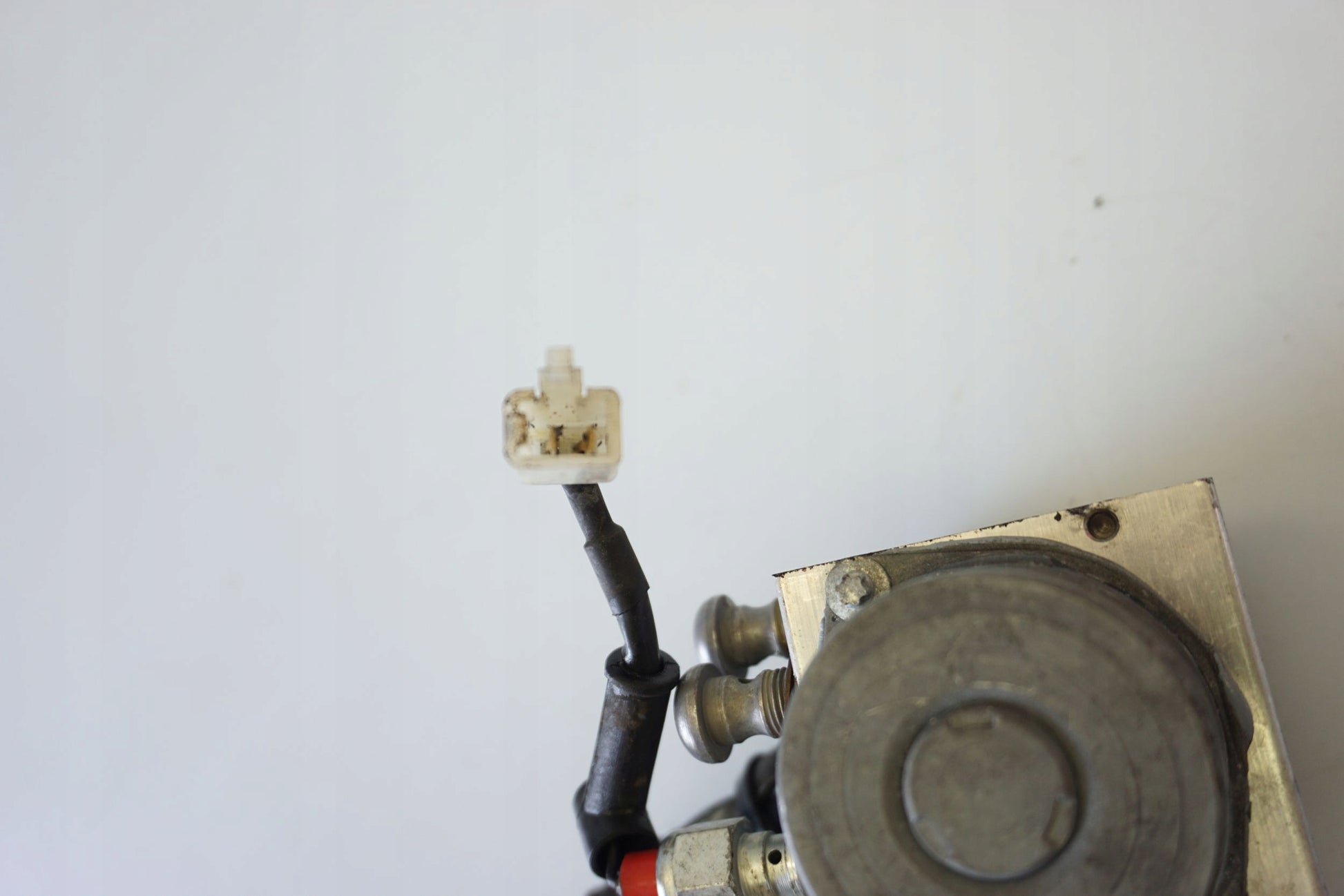 KTM 690 DUKE 12-15 ABS Pumpe Druckmodulator 6