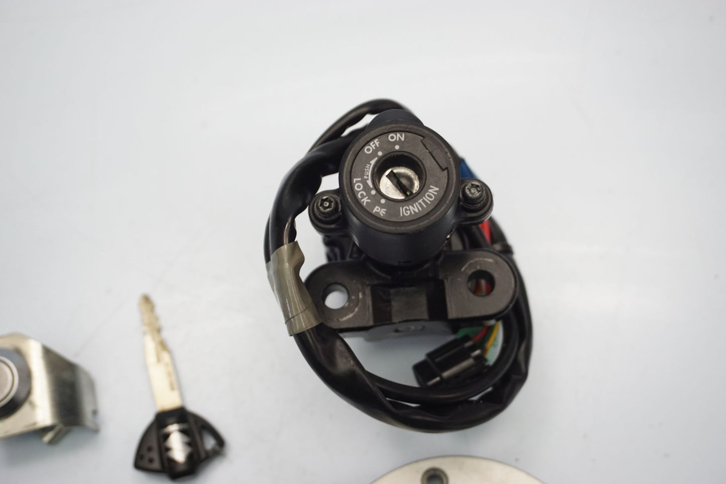 SUZUKI GSX-R 600 750 K8 K9 L0 Schlosssatz Zündschloss Lock Set