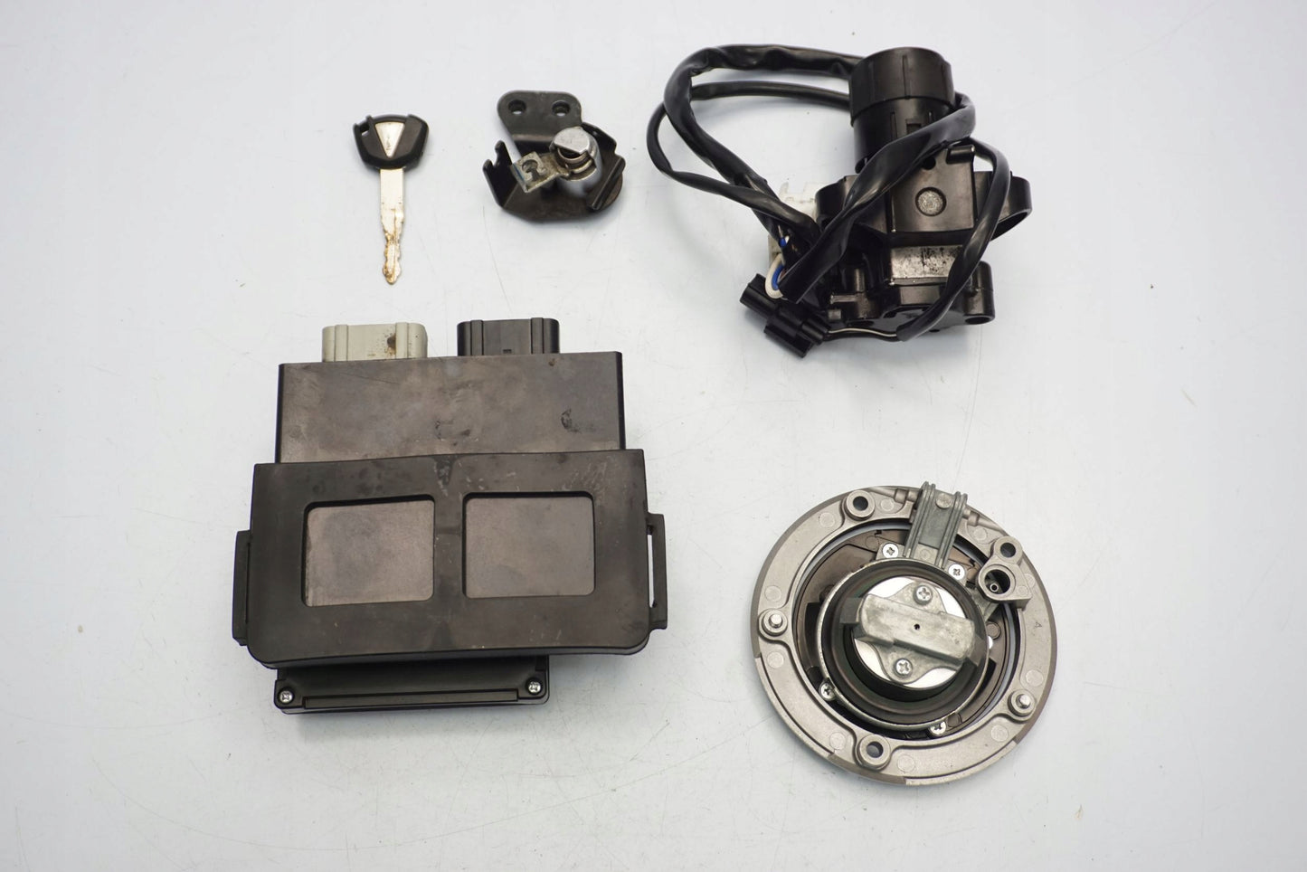 KAWASAKI Z1000 SX 10-16 Schlosssatz Zündschloss Lock Set 8