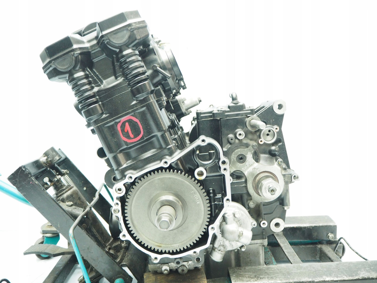 SUZUKI GSX 1250 FA 10-16 Motor Motorblock Engine