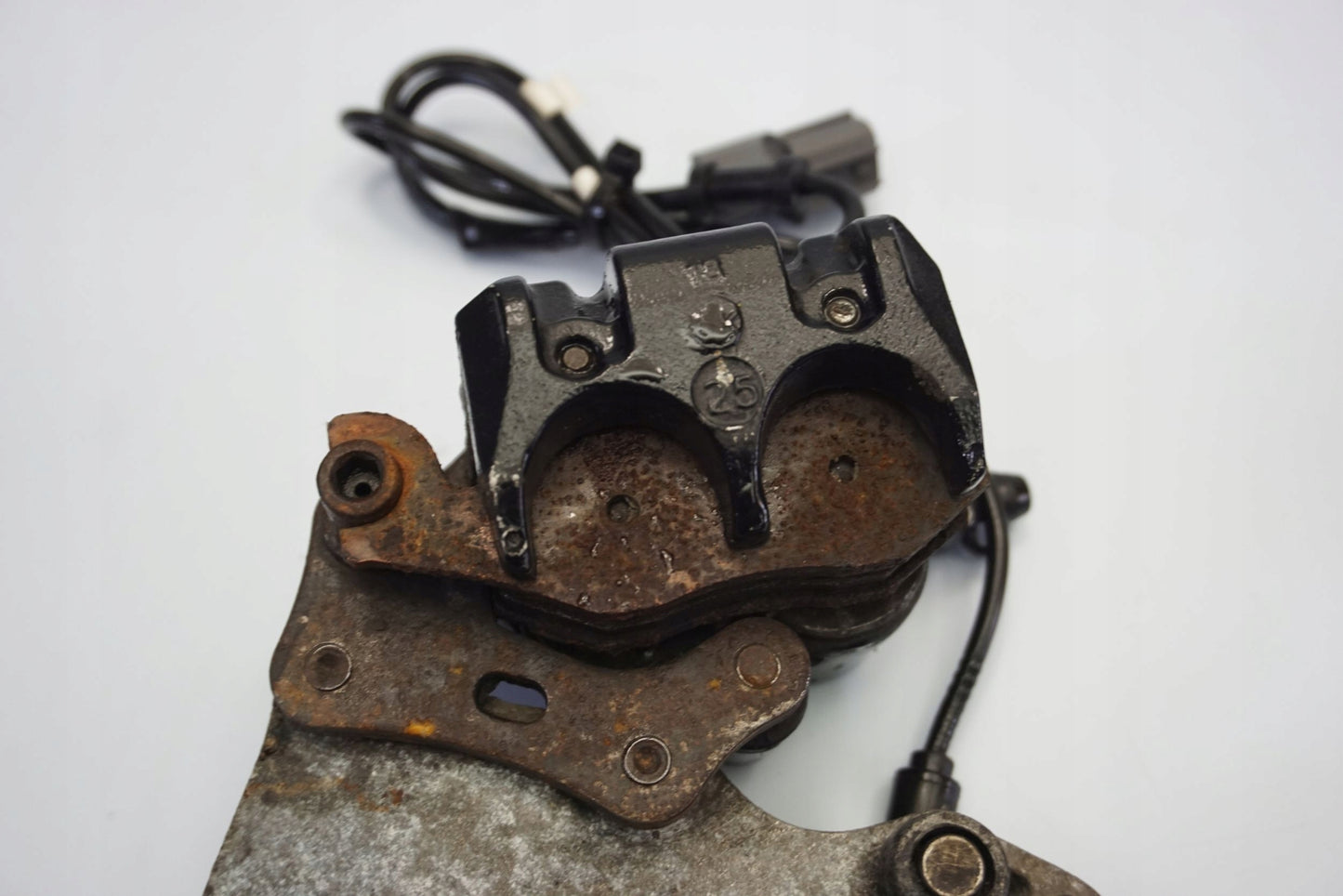 KAWASAKI Z-300 15-18 Bremse Bremssattel Bremszange hinten 3