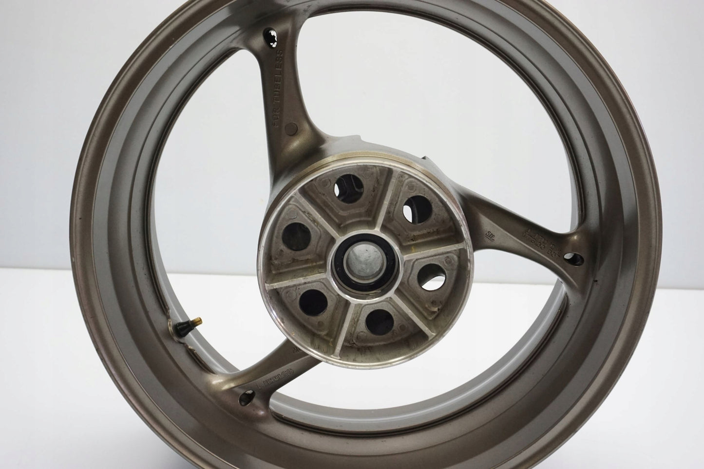 SUZUKI GSX-R 1000 K9-L6 Felge hinten Wheel Hinterrad