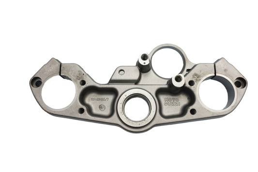 MOTO GUZZI 1200 SPORT V4 06-13 obere Gabelbrücke Triple Clamp oben 1