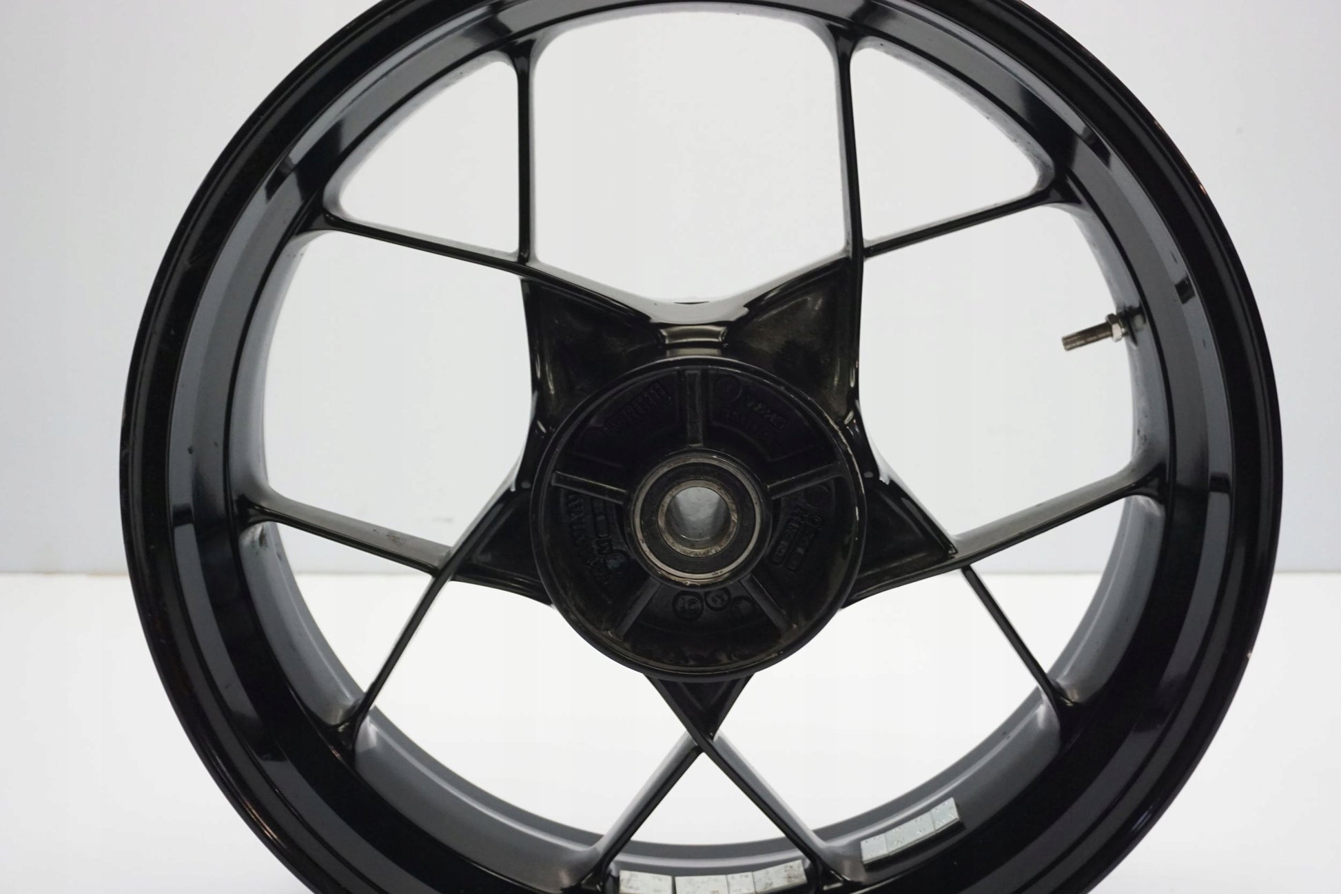 KTM 690 DUKE 16-19 Felge hinten Wheel Hinterrad 4