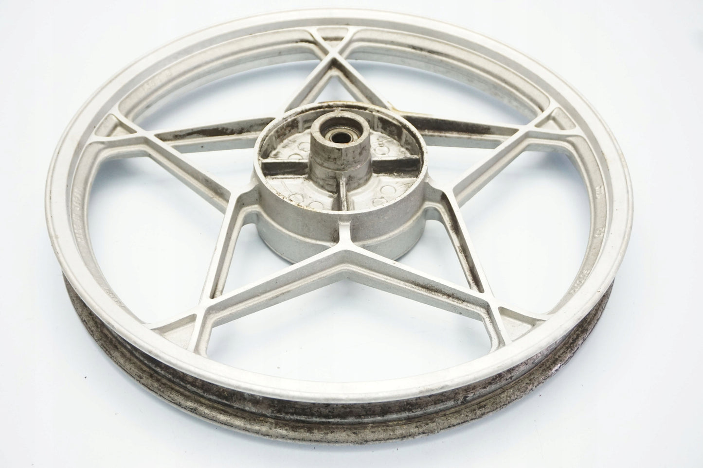 SUZUKI GSX 250 Felge hinten Wheel Hinterrad