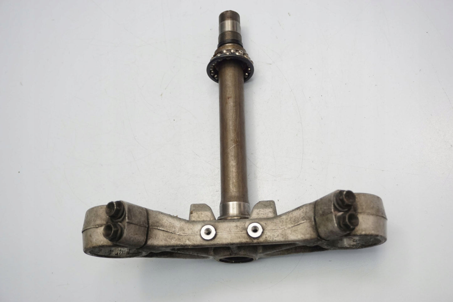 HONDA ST 1300 PAN EUROPEAN 02-13 untere Gabelbrücke Triple Clamp unten 5