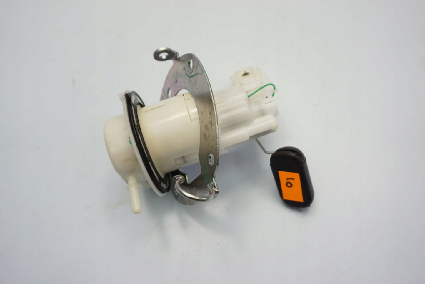 HONDA CB 125 / 300 R 18- Benzinpumpe Kraftstoffpumpe Fuel Pump