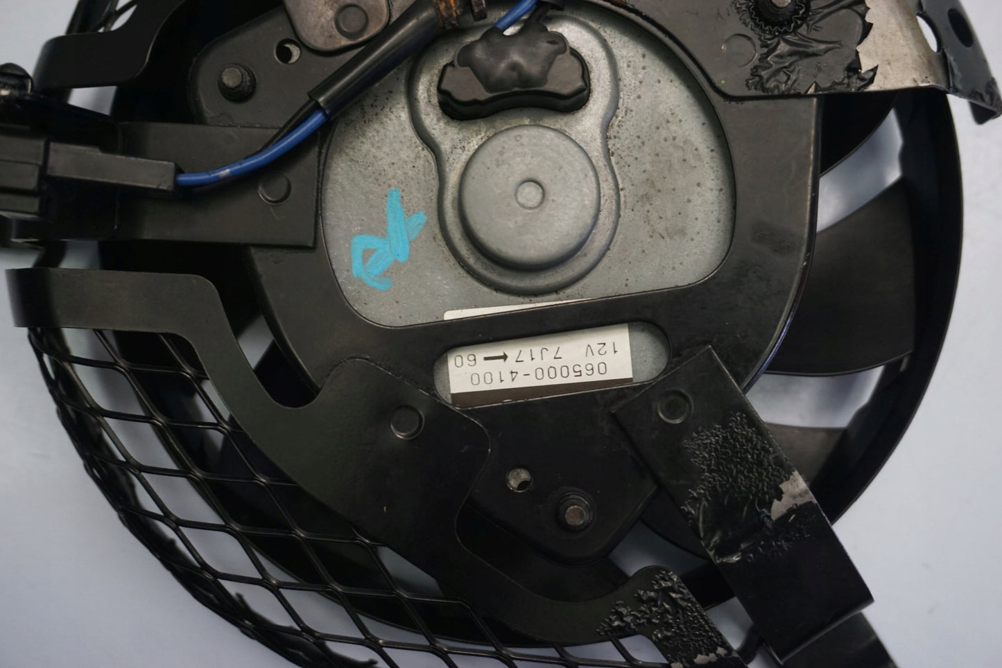 SUZUKI GSX 1300 B-KING 07-12 Lüfter Ventilator Kühlerlüfter