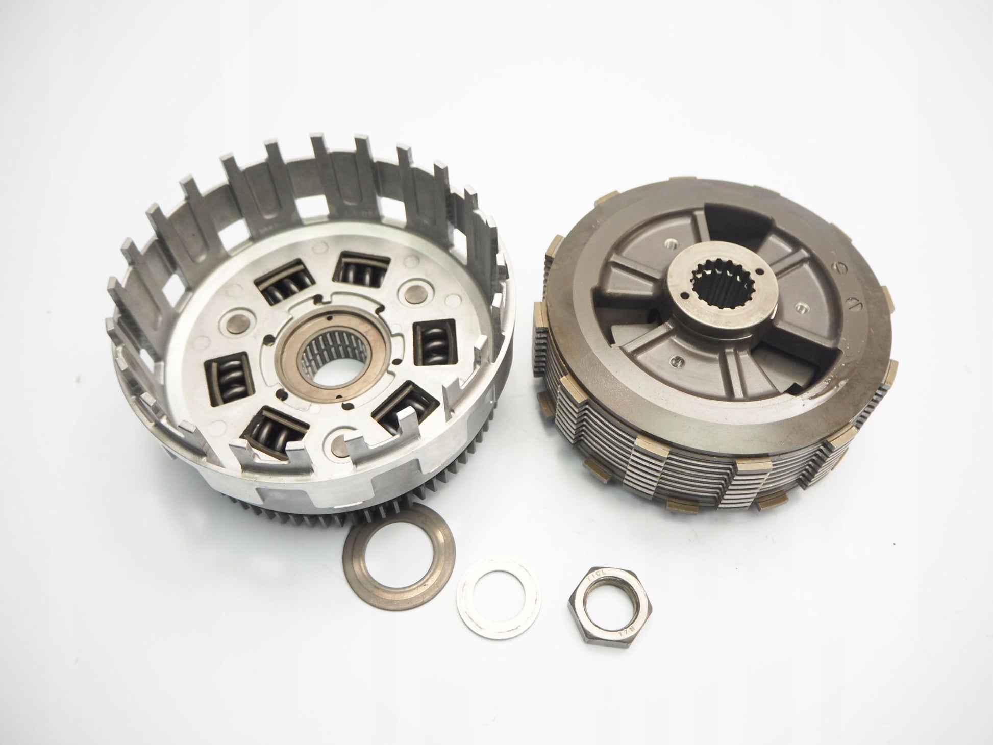 KTM 1290 SUPER DUKE 14-16 Kupplung Kupplungskorb Clutch 2