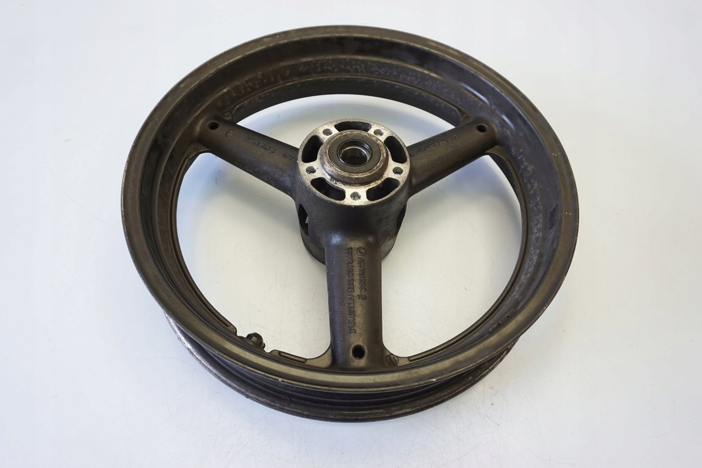 SUZUKI GSX-R 1300 HAYABUSA 99-07 Felge vorne Wheel Vorderrad