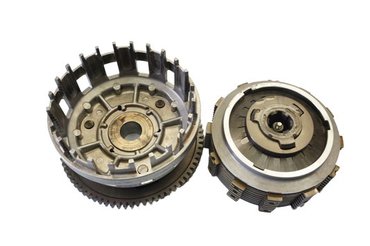 SUZUKI GSX-R 750 K8 K9 L0 Kupplung Kupplungskorb Clutch