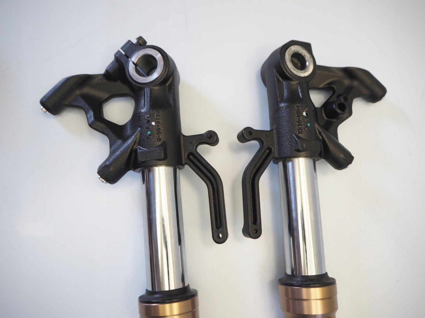 KAWASAKI Z1000 14-19 Gabel Gabelholme Fork 9