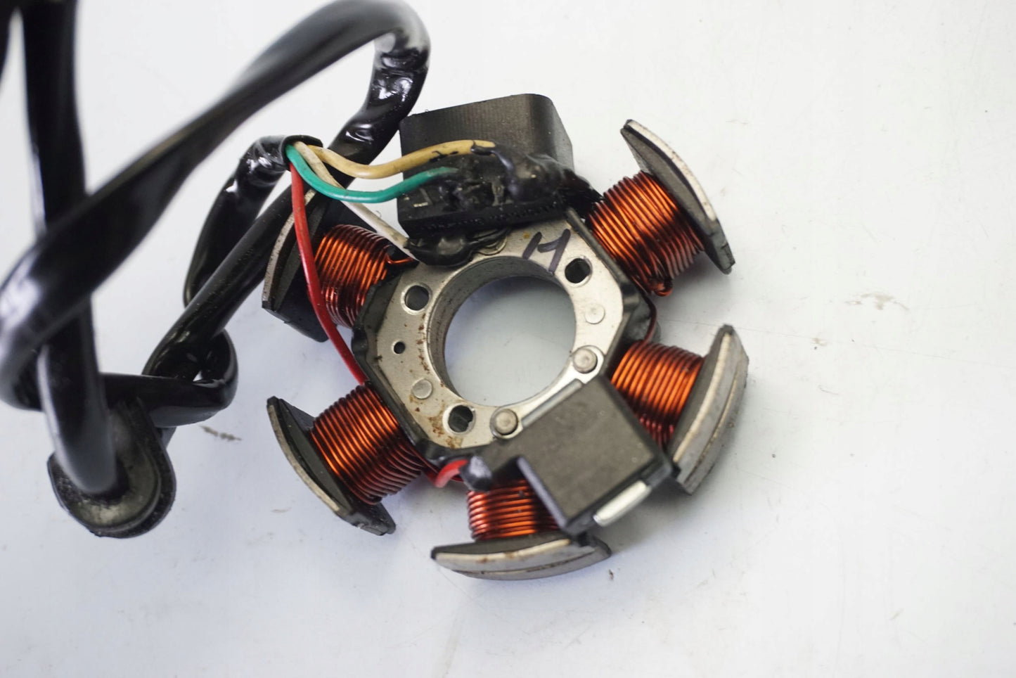 DERBI SENDA 50 APRILIA RS 50 06-10 Lichtmaschine Stator Generator Lima Alternator