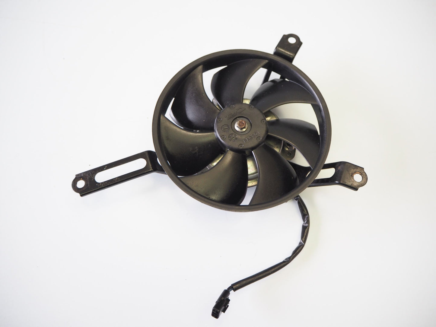 HONDA CBR 600RR PC37-B 05-06 Lüfter Ventilator Kühlerlüfter