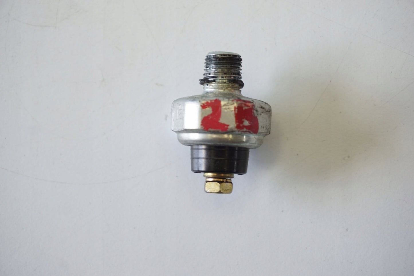 HONDA CBR 1100 XX 96-06 Öldrucksensor Öldruckschalter Oil Pressure Switch