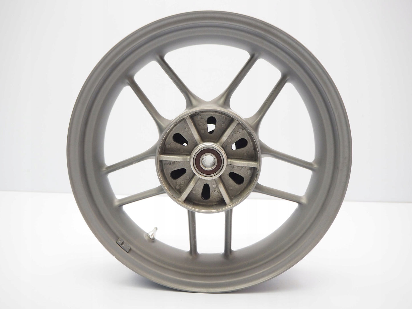 TRIUMPH TIGER 800 10-17 Felge hinten Wheel Hinterrad