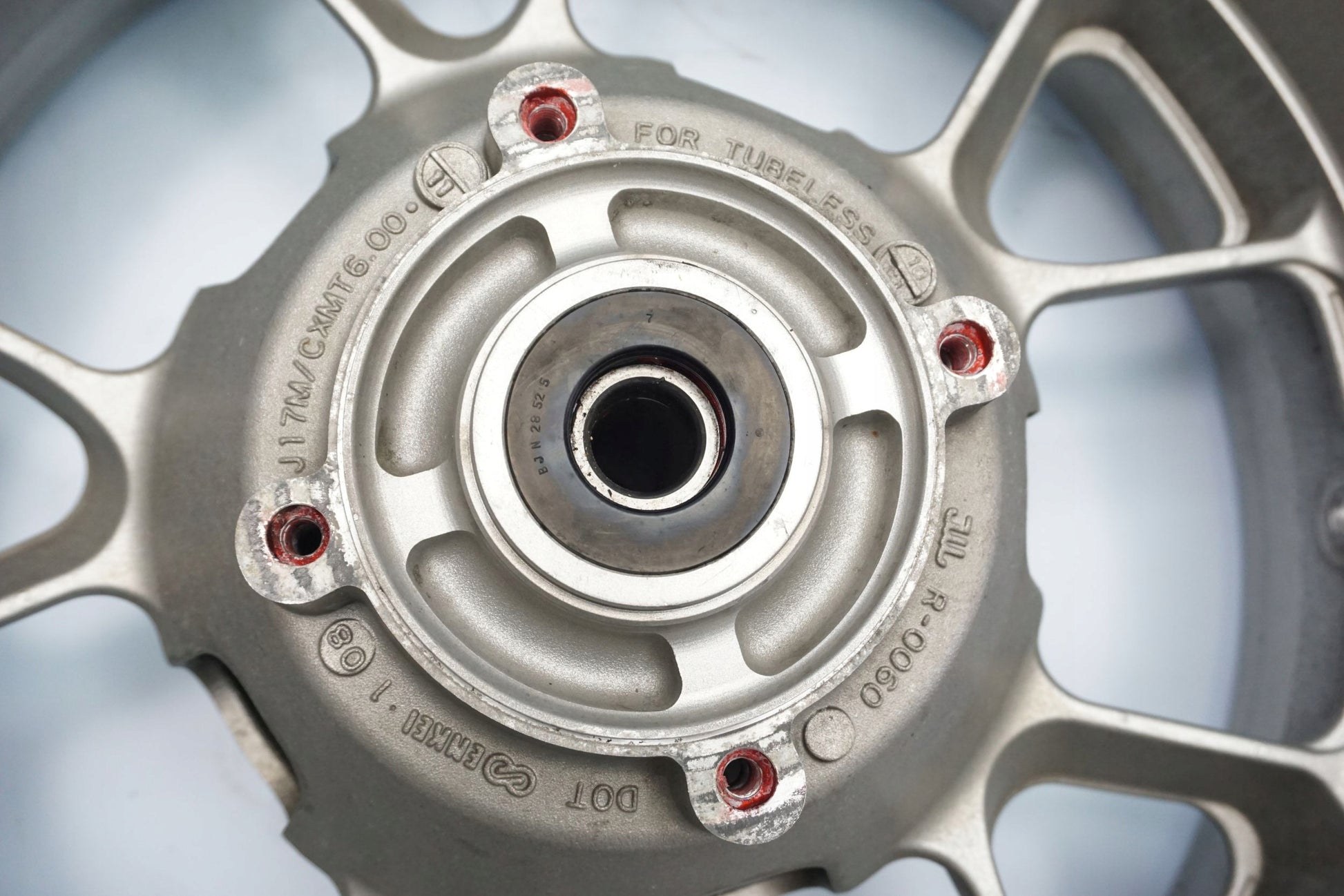 KAWASAKI GTR 1400 Felge hinten Wheel Hinterrad 2