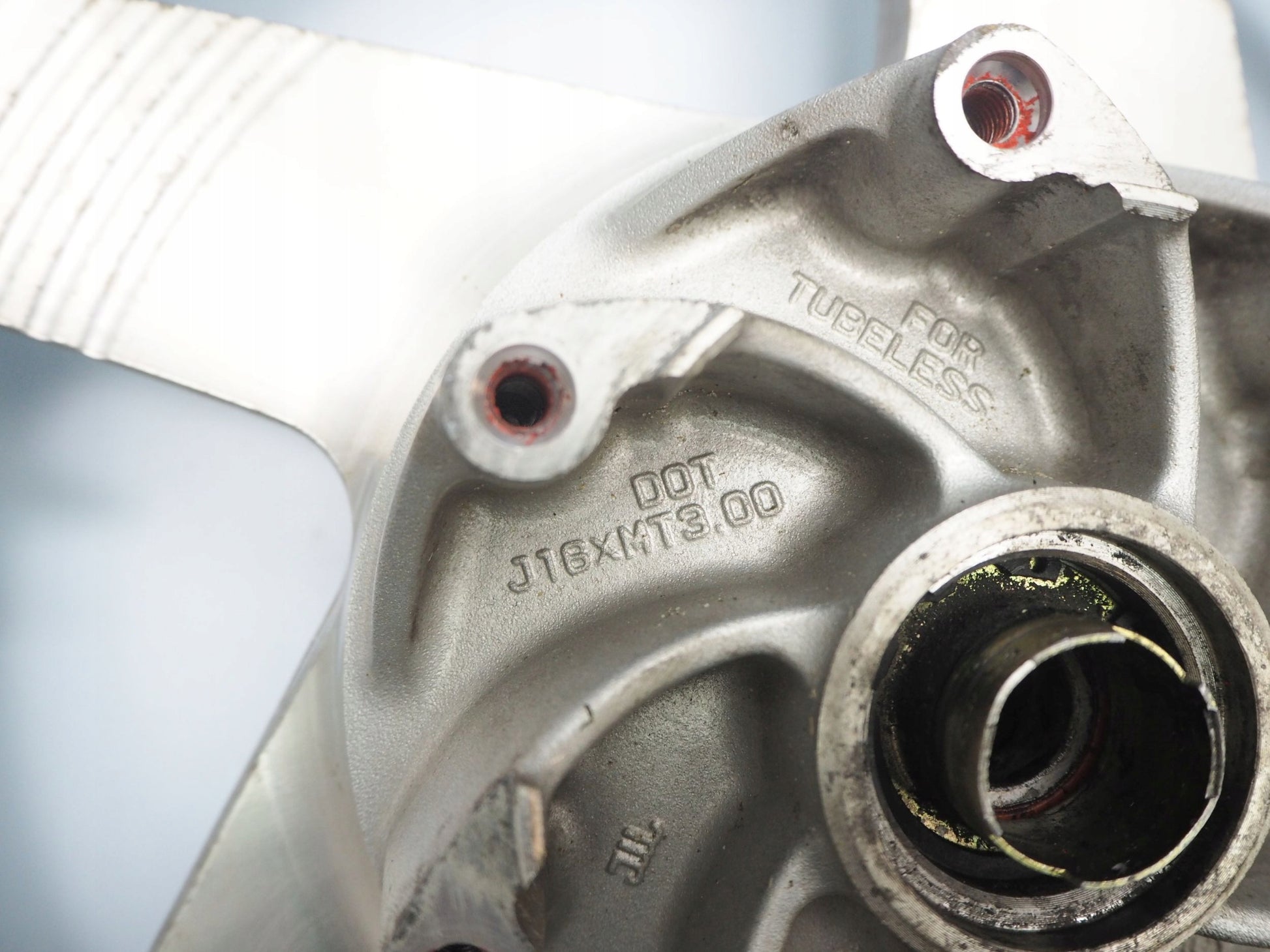 KAWASAKI VN 1500 VULCAN CLASSIC TOURER Felge vorne Wheel Vorderrad 2