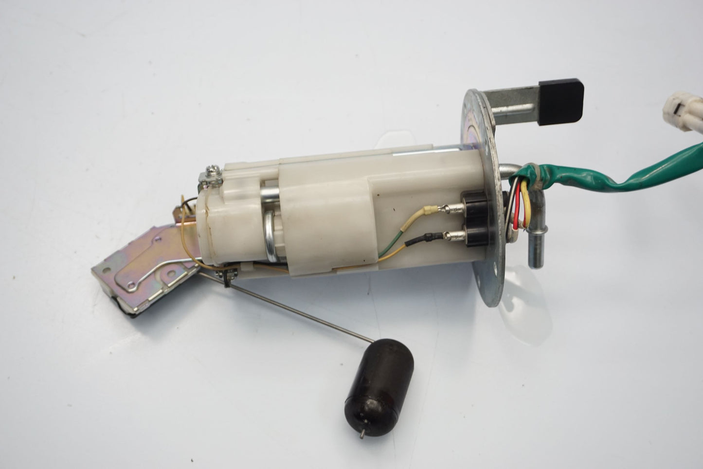 SUZUKI GSR 750 11-16 Benzinpumpe Kraftstoffpumpe Fuel Pump