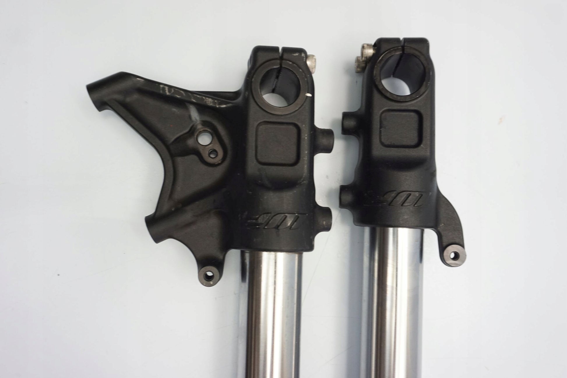 KTM 690 DUKE 16-19 Gabel Gabelholme Fork Suspension Fourche Forcella Horquilla 13