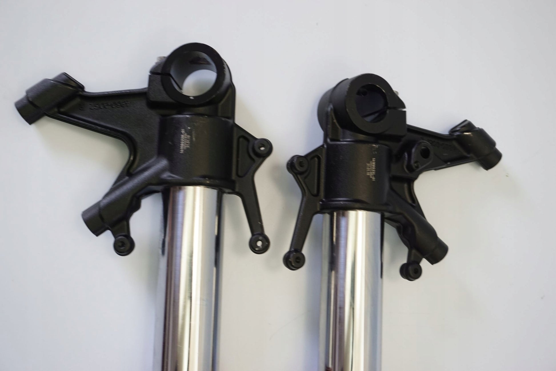 KTM 1290 SUPER DUKE 17-20 Gabel Gabelholme Fork 9