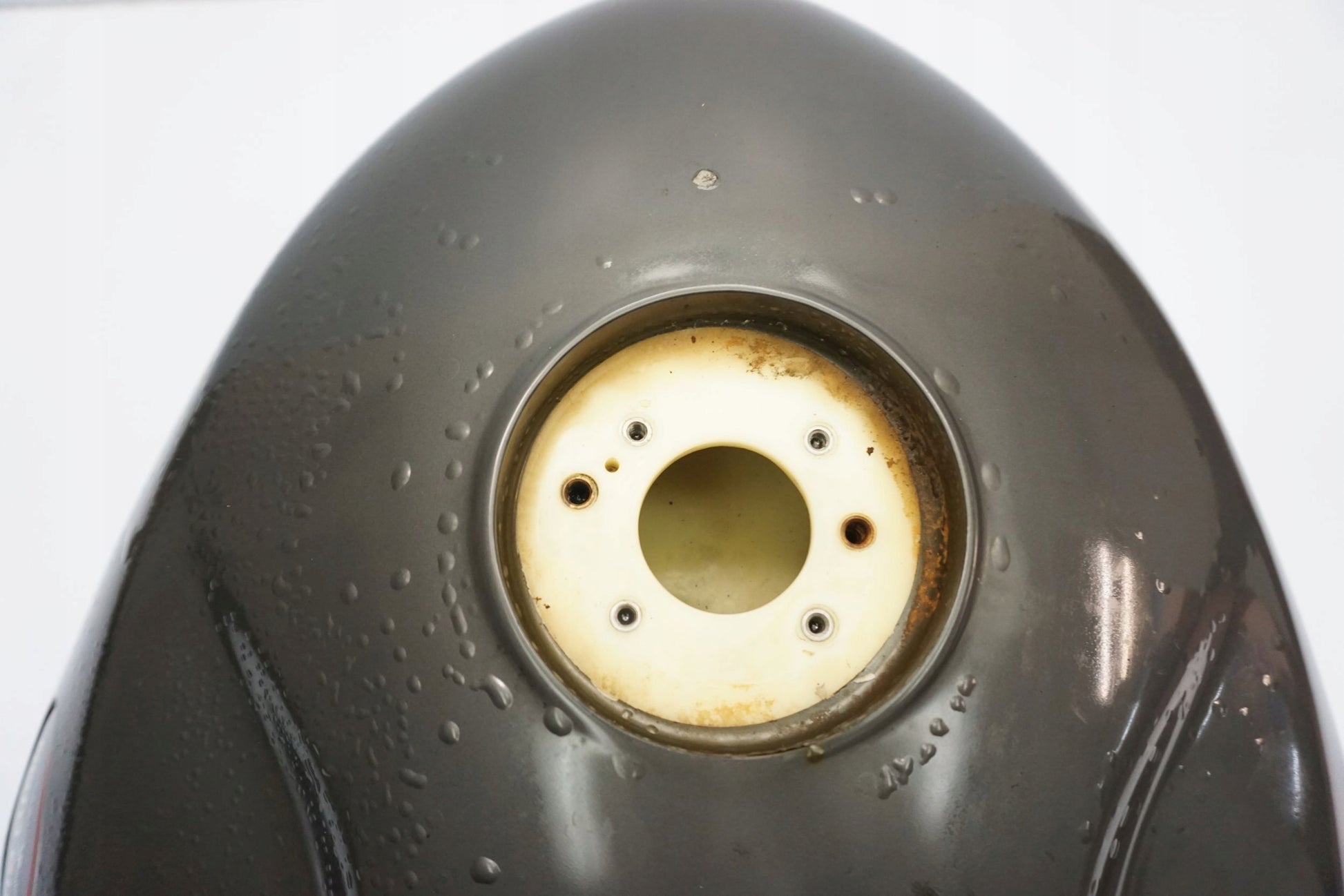 MOTO GUZZI BREVA V 1100 Kraftstofftank Benzintank Fuel Tank 10