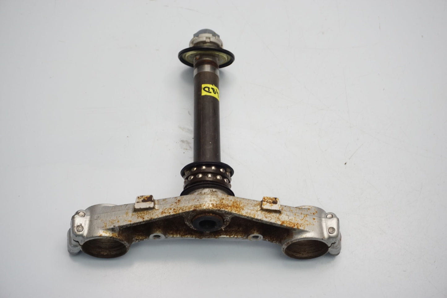 SUZUKI GSR 600 06-10 untere Gabelbrücke Triple Clamp unten