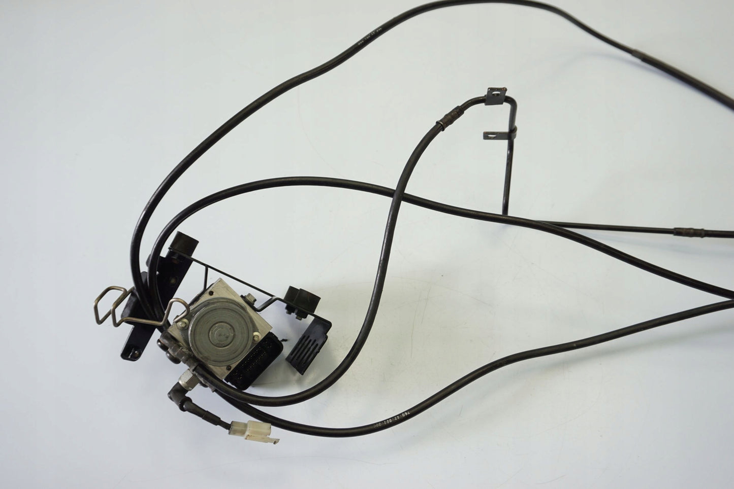 KTM 690 DUKE 12-15 ABS Pumpe Druckmodulator 10