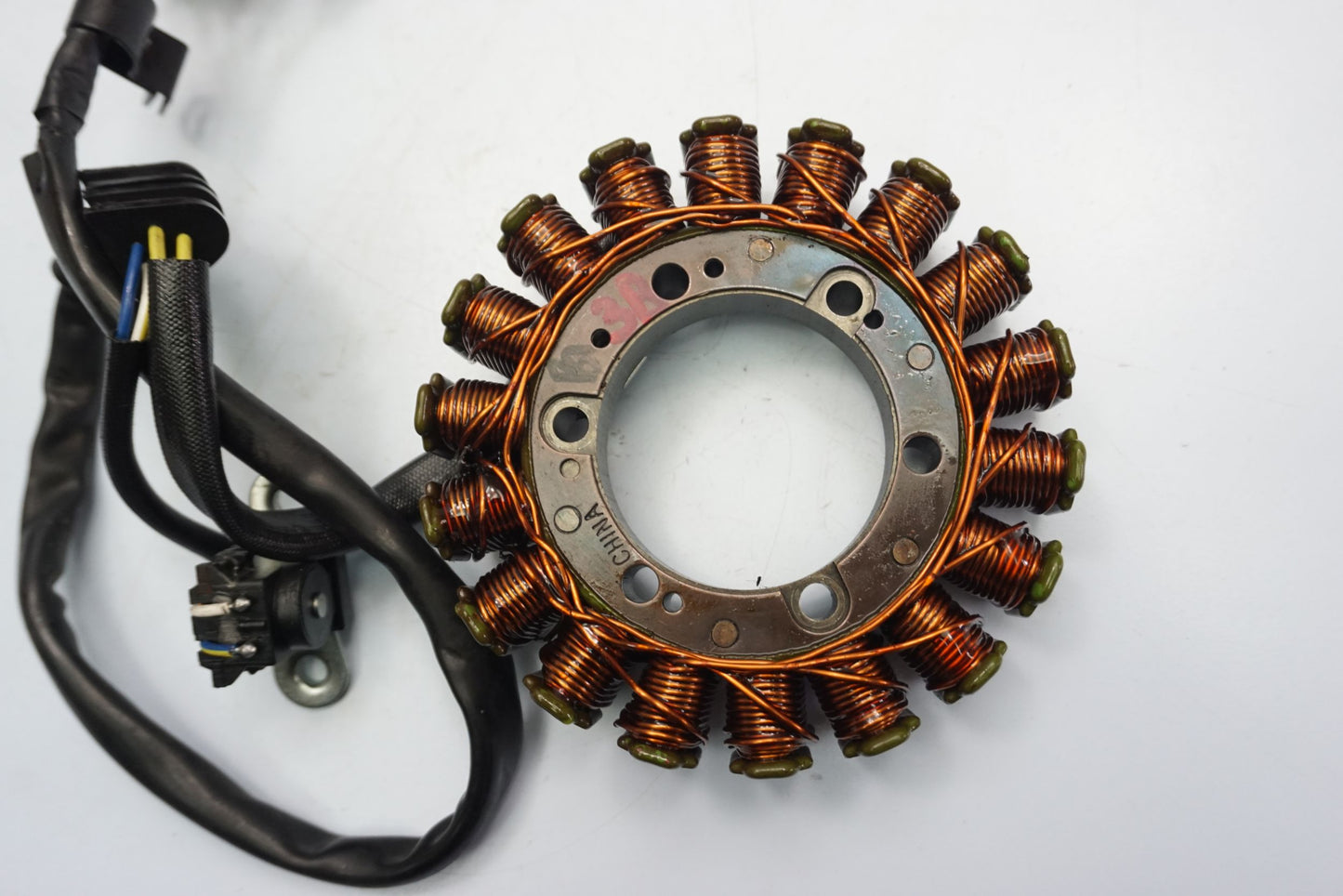 APRILIA DORSODURO 750 08-15 Lichtmaschine Stator Generator Lima Alternator