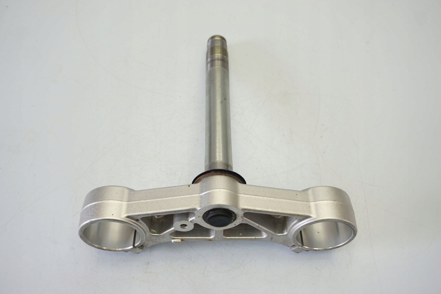 TRIUMPH TIGER SPORT 1050 16- untere Gabelbrücke Triple Clamp unten