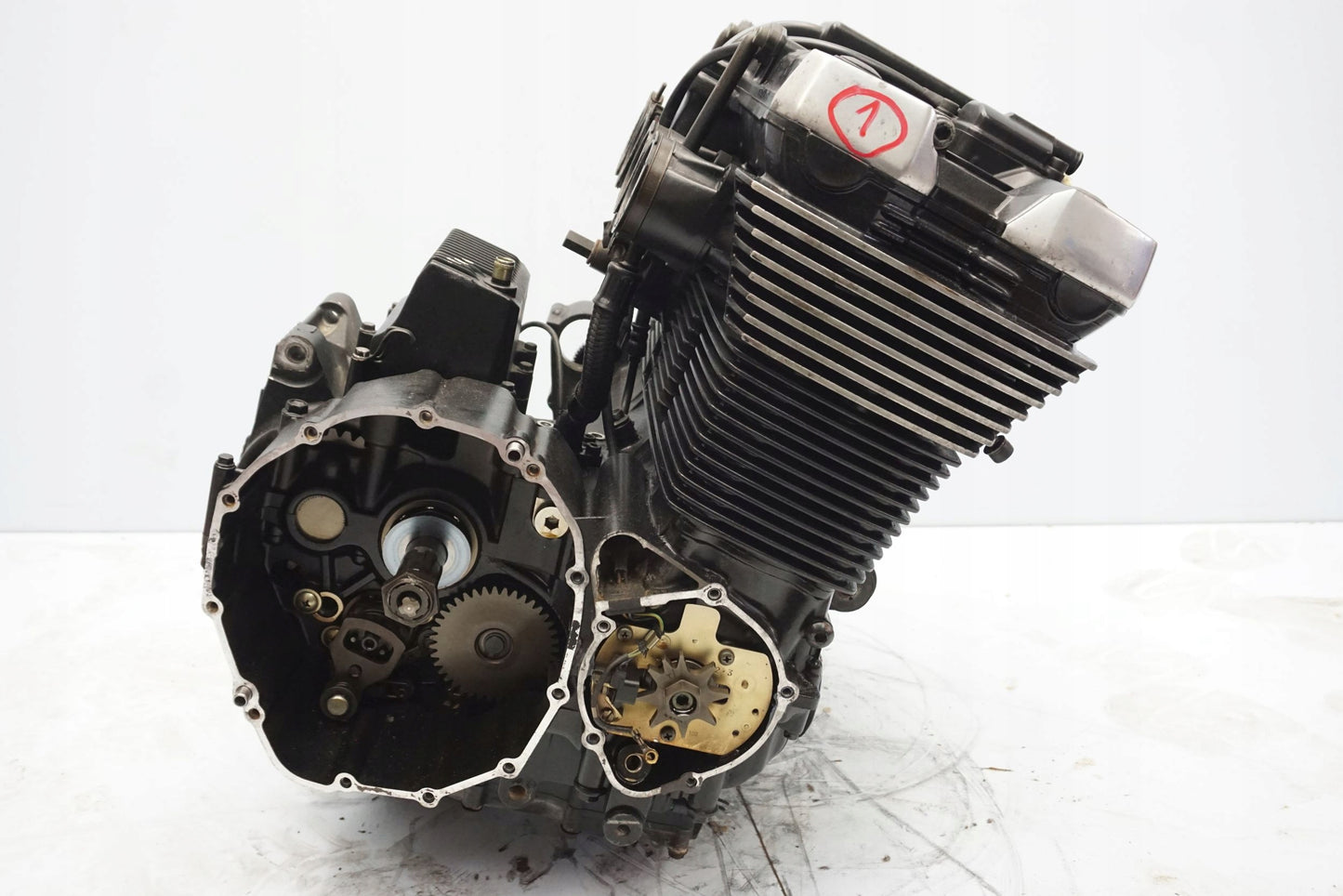 SUZUKI GSX 1400 01-08 Motor Motorblock Engine