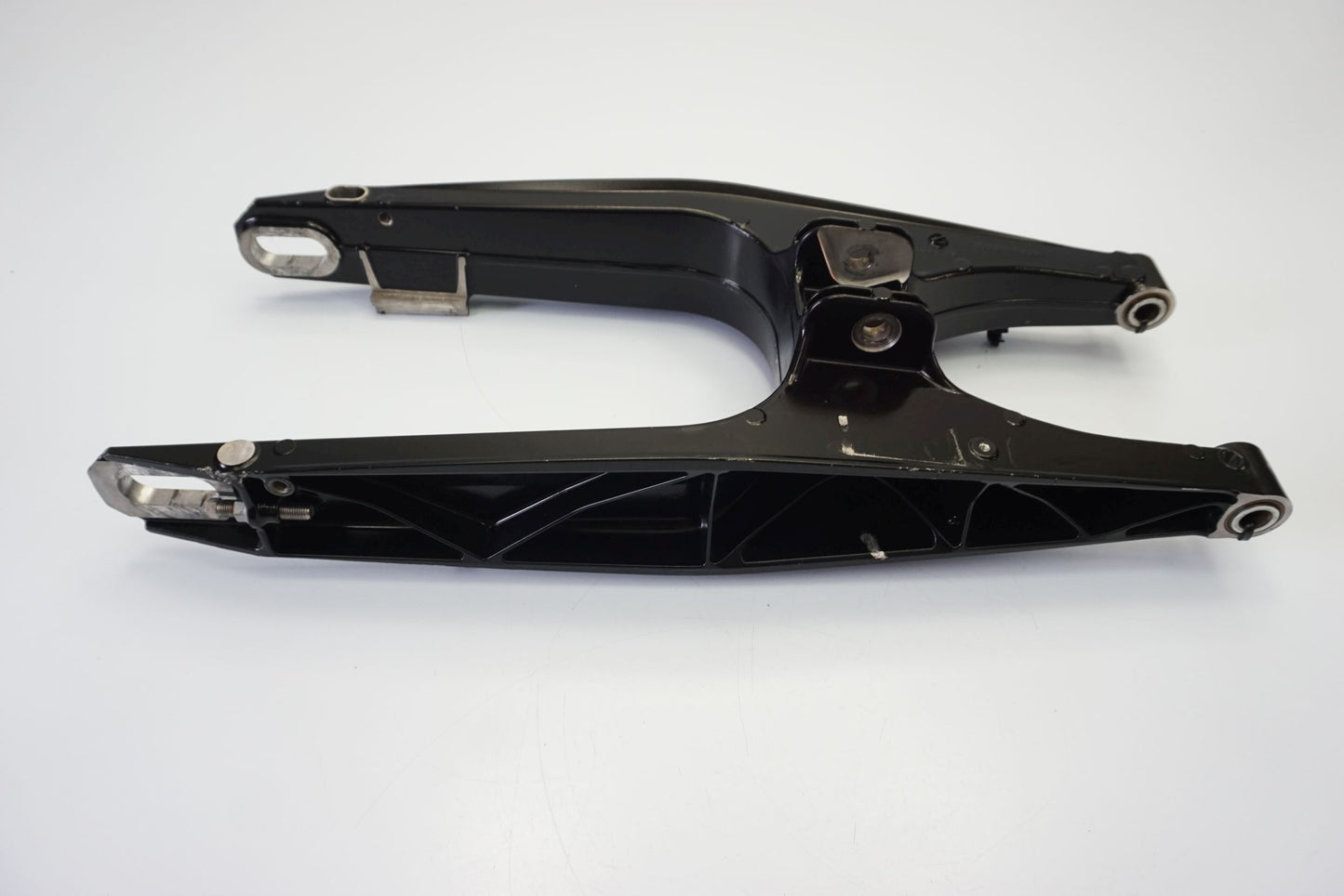 KTM 690 DUKE 12-15 Schwinge Hinterradschwinge swing arm 3