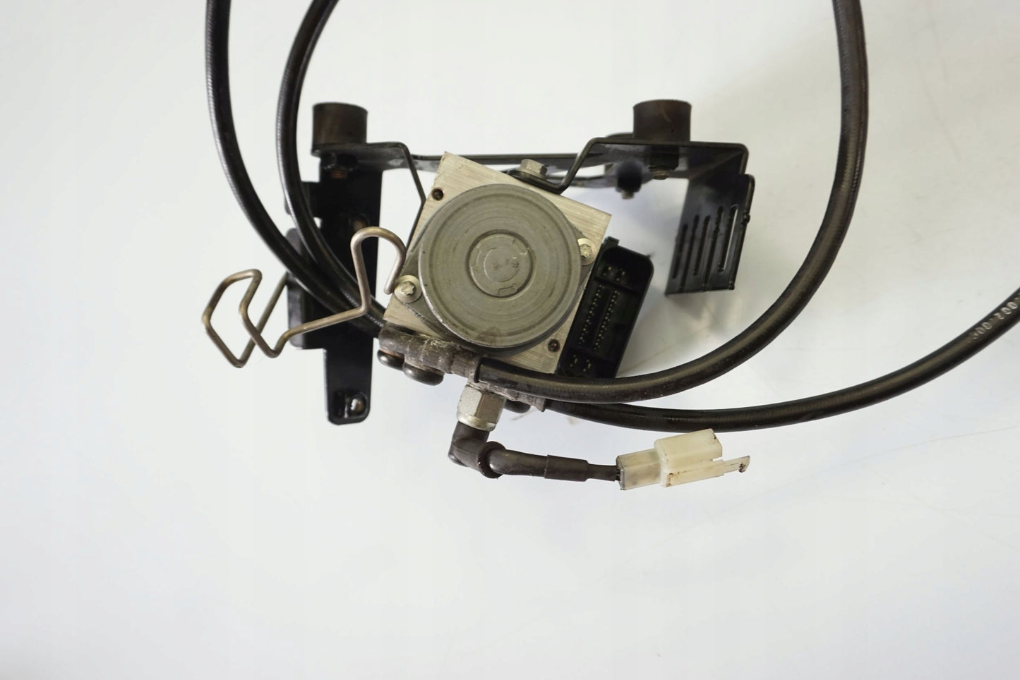 KTM 690 DUKE 12-15 ABS Pumpe Druckmodulator 8