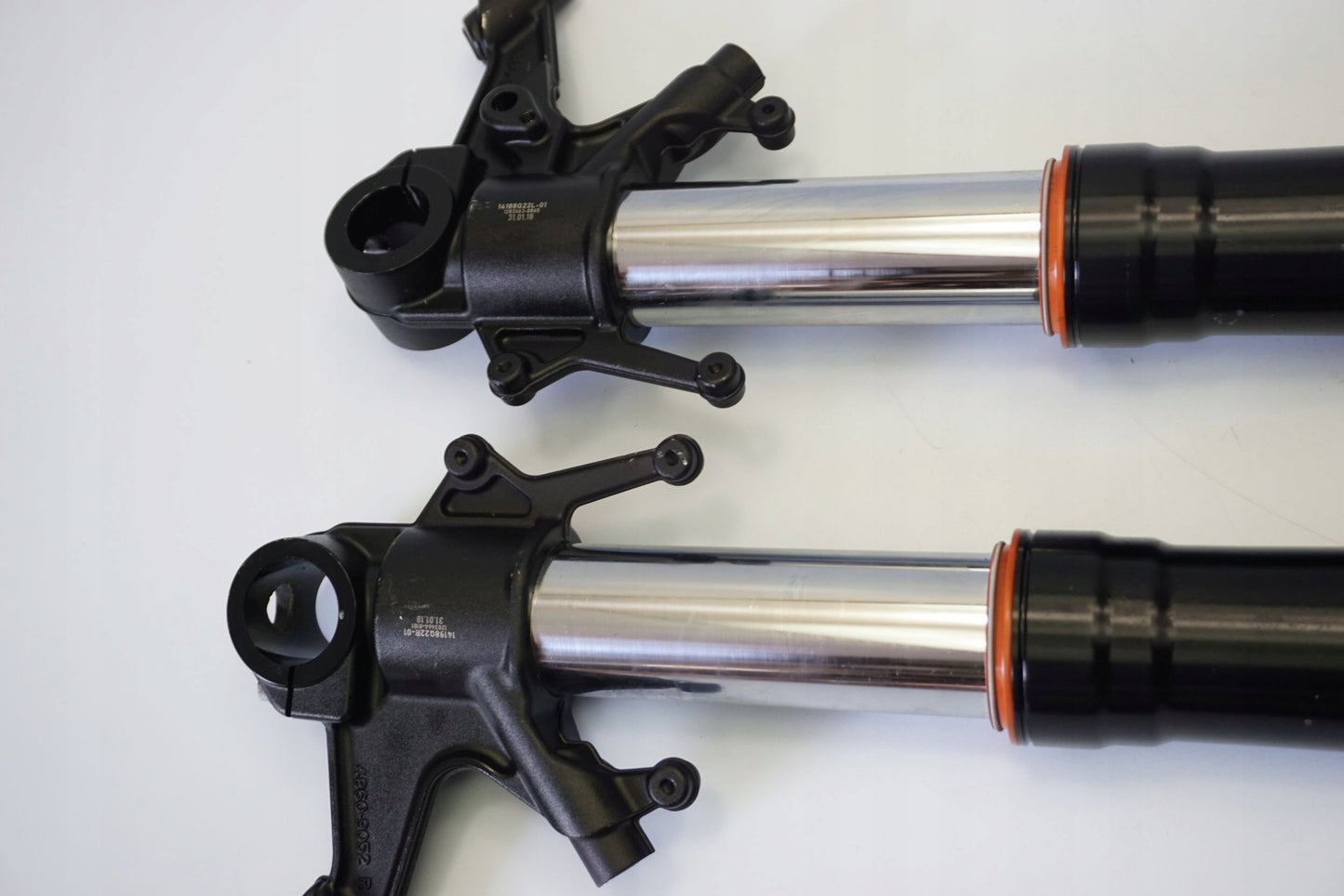 KTM 1290 SUPER DUKE 17-20 Gabel Gabelholme Fork 5