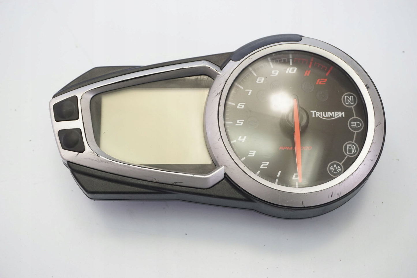 TRIUMPH STREET TRIPLE 675 13-17 Tacho Tachometer Cockpit Speedometer