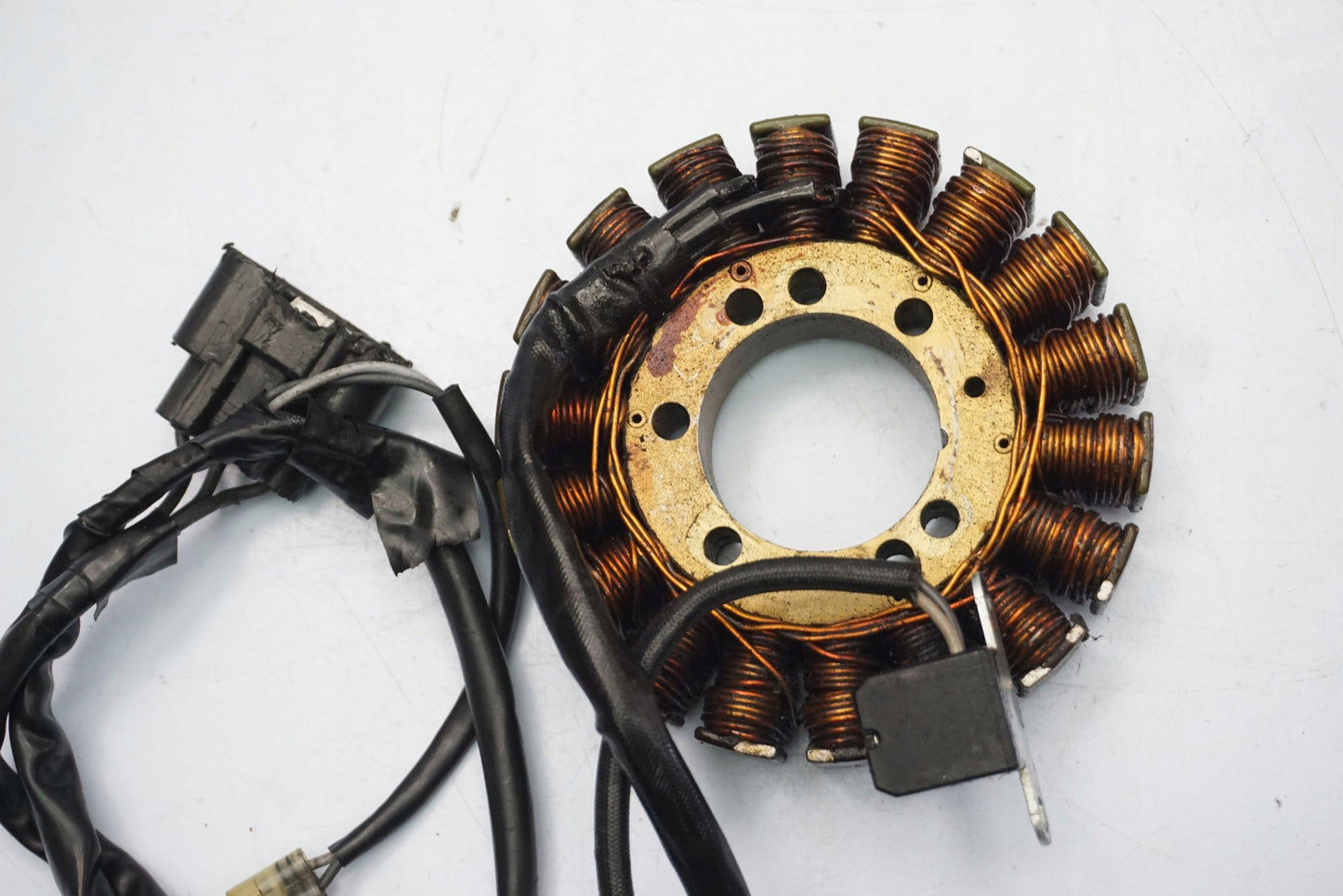 TRIUMPH STREET TRIPLE 675 13-17 Lichtmaschine Stator Generator Lima Alternator