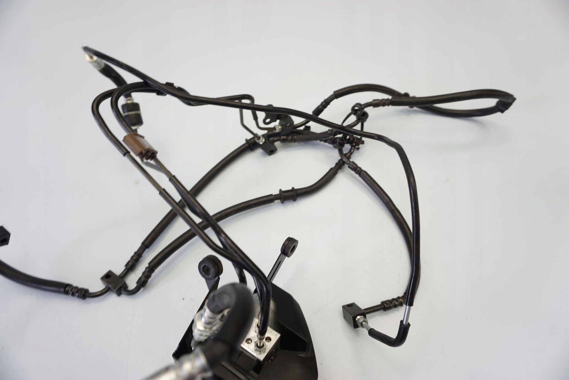 KAWASAKI ZX-10R 21-22 ABS Pumpe Druckmodulator 9